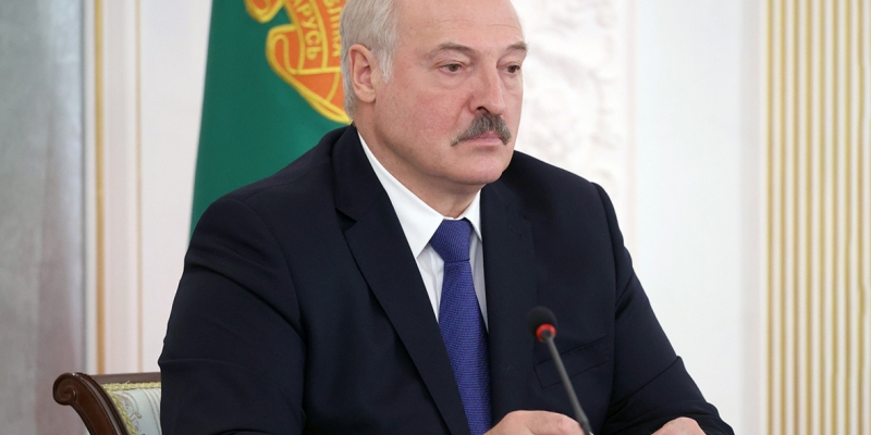  Lukashenka transferred part of the powers to the government