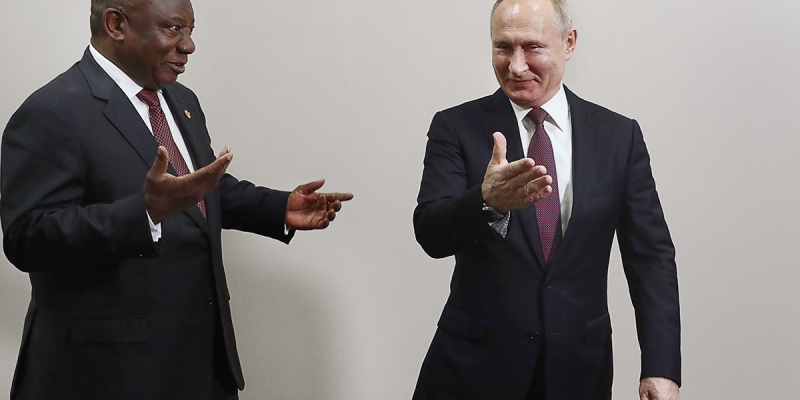 Putin and the President of South Africa discussed the fight against the omicron strain of coronavirus