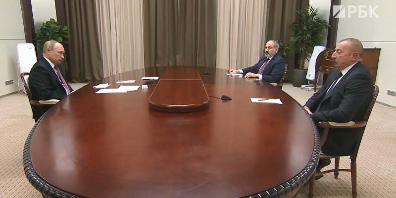 Pashinyan at talks with Putin argued with Aliyev about unresolved issues