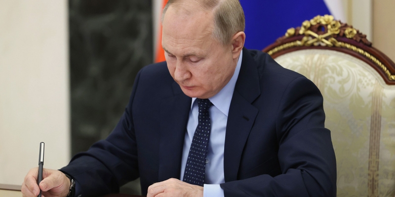 Putin appointed five new heads of regions