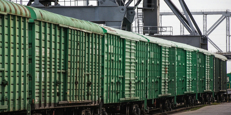 Russian Railways suspended the shipment of a number of goods to Poland via Belarus