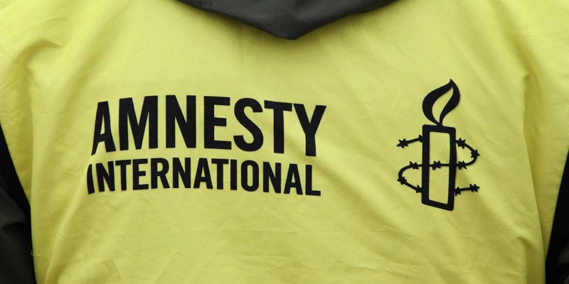 Amnesty International выступила в защиту доклада о преступлениях ВСУ